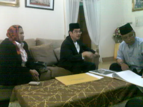 Kunjungan Hormat Pengasas Yayasan TAAT Kepada YTM Dato' Haji Mubarak Bin Dohak, Dato' Shah Bandar, Dato' Kelana Petra Sri Jaya Undang Luak Sungai Ujong - foto 3