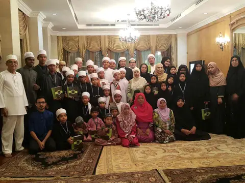 Majlis Berbuka Puasa 2018 Bersama  Anak Yatim Dan Pelajar Tahfiz Di Kediaman Pengasas Yayasan TAAT