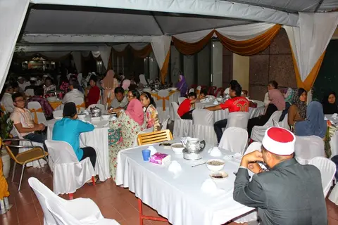 Majlis Iftar Bersama Anak-Anak Yatim Di d'One Cafe 2013 - foto 6