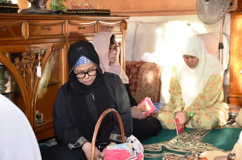 Majlis Berbuka Puasa Bersama 2016 Anak Yatim Di Kediaman Pengasas Yayasan TAAT - foto 9