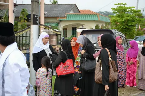 Majlis Iftar dan Sumbangan Kepada Anak Yatim Di Rumah Timbalan Mufti Negeri Sembilan - foto 4