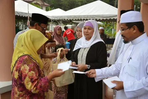 Majlis Iftar dan Sumbangan Kepada Anak Yatim Di Rumah Timbalan Mufti Negeri Sembilan - foto 10