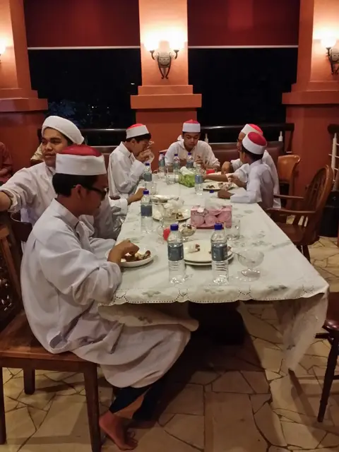 Majlis Doa Selamat, Tahlil Dan Sumbangan Zakat Kepada Anak-Anak Yatim Baitul Aini, Kuang - foto 10
