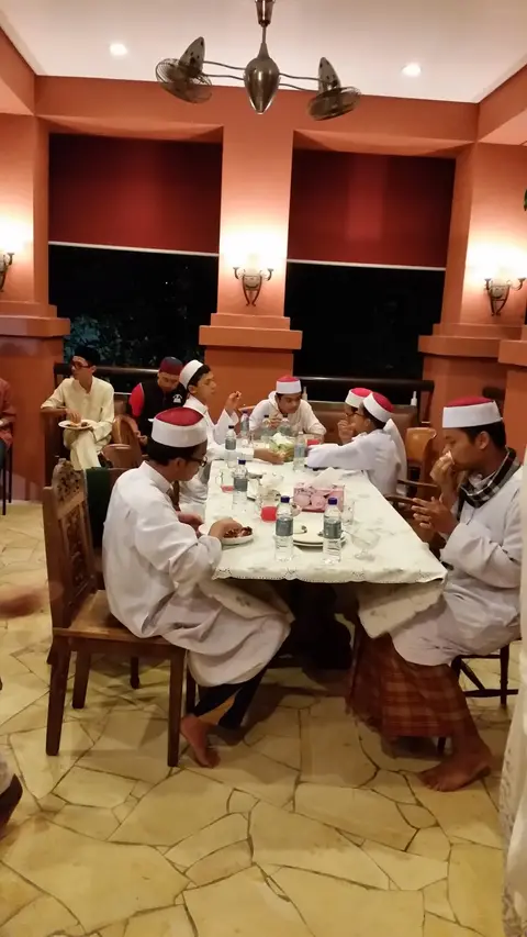 Majlis Doa Selamat, Tahlil Dan Sumbangan Zakat Kepada Anak-Anak Yatim Baitul Aini, Kuang - foto 11