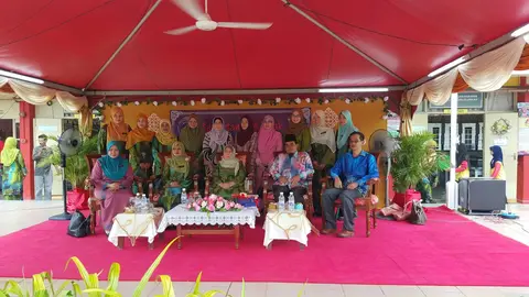 Penaung Yayasan TAAT Tunku Faezah Tunku Idris Menjadi Tetamu Kehormat Dalam Majlis Sambutan Jubli Perak Di SMK TS Tunku Ismail Sg Petani, Kedah
