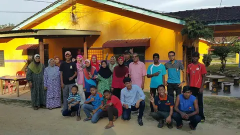 Penyerahan Ramadhan Box 2017 Kepada Tahfiz Sri Menanti, Rumah Tunas Harapan Payong Seri Sejahtera & Tahfiz Yamani Gunung Pasir - foto 12