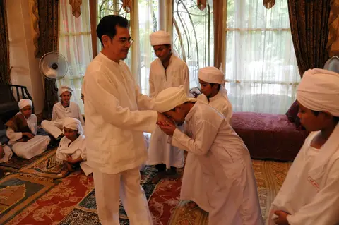 Solat Hajat Dan Bacaan Yasin Bersama Anak Yatim Di Kediaman Pengasas Yayasan Taat - foto 7