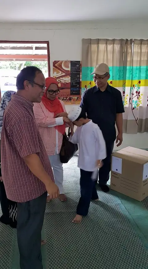 Sumbangan Bantuan Ramadhan Kepada Madrasah Tahfiz At-Taqwa, Taman Sri Langat, Kajang - foto 6