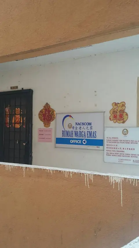 Sumbangan Hamper CNY Kepada Rumah Warga Emas PPR Seri Semarak - foto 8