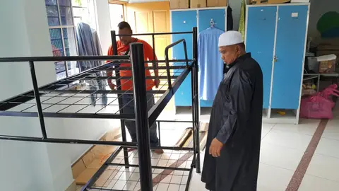 Sumbangan Katil Bertingkat Kepada Pusat Tahfiz Jalan Kebun, Shah Alam - foto 4
