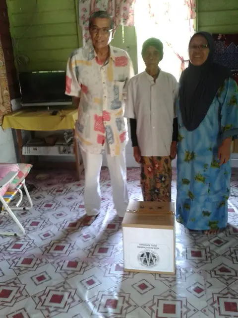 Sumbangan Kotak Ramadhan (Ramadhan Box) Yayasan TAAT Kepada Penerima Bantuan Sekitar N.Sembilan - foto 4