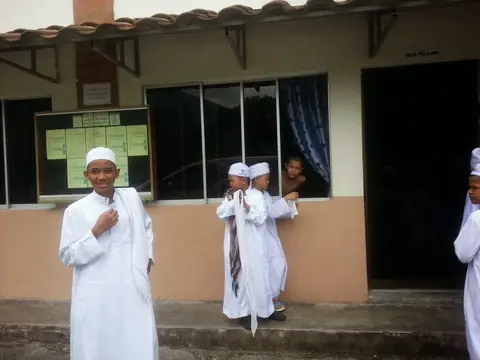 Ziarah Dan Pengagihan Sumbangan Ke Tahfiz Darul Quran, Balik Pulau, Pulau Pinang - foto 6