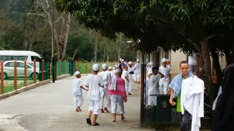Ziarah Dan Pengagihan Sumbangan Ke Tahfiz Darul Quran, Balik Pulau, Pulau Pinang - foto 8